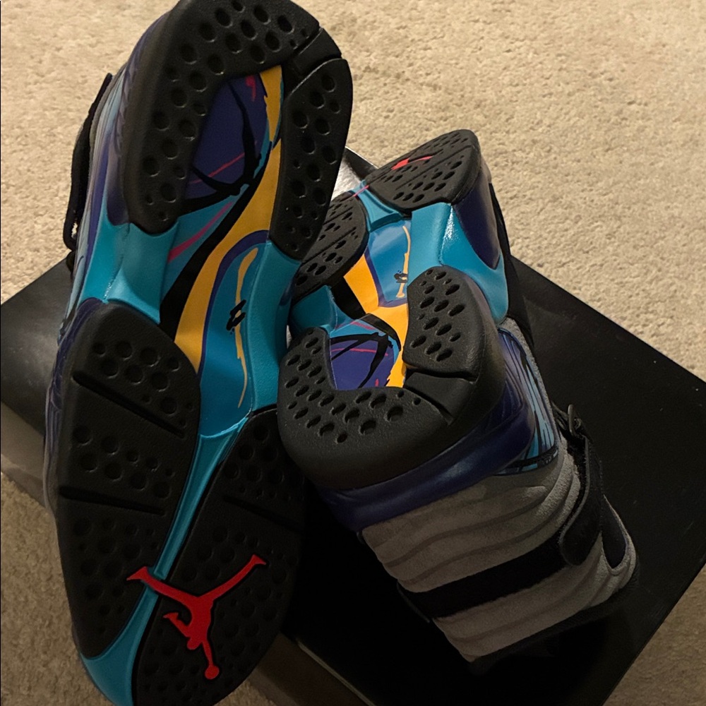 Jordan 8 Retro - Picture 5 of 6
